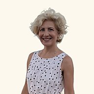 Стелла — эксперт по резервированию счетов